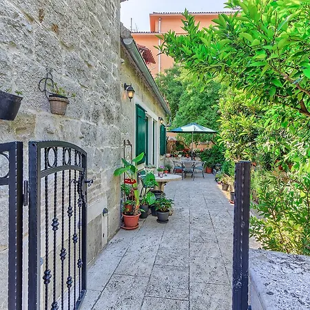 Daire Charming Mediterranean